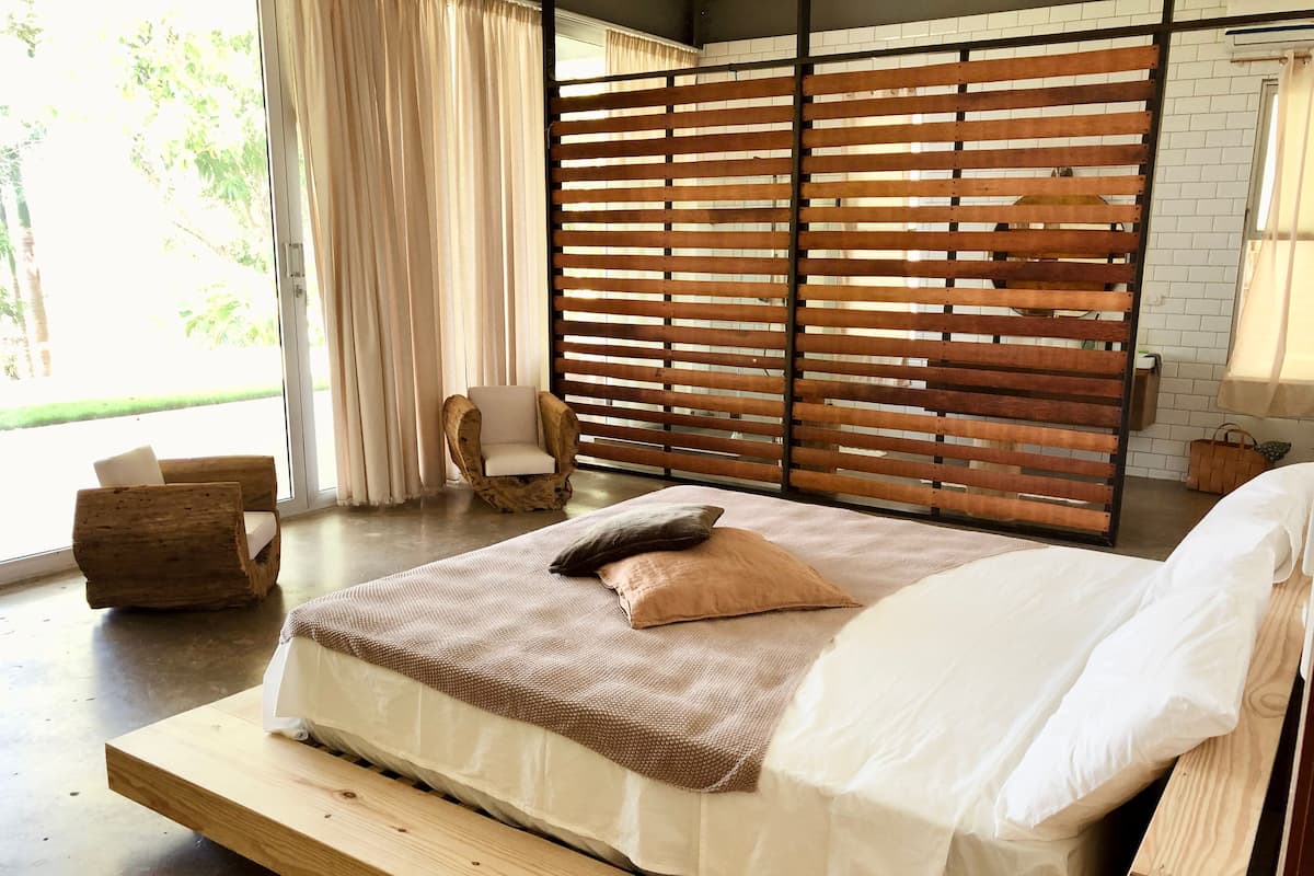 Family Room, Garden View | 1 bedroom, iron/ironing board, free WiFi
