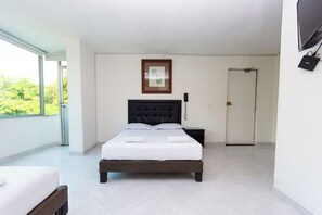 1 camera, Wi-Fi, lenzuola