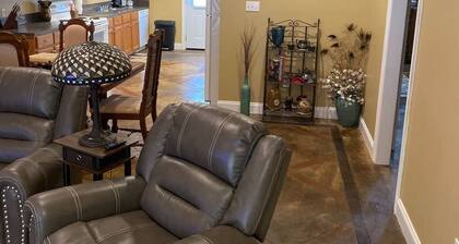 Relax in our beautiful New Orleans themed townhome