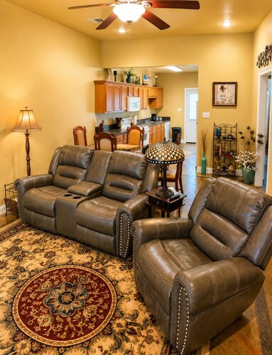 Relax in our beautiful New Orleans themed townhome


