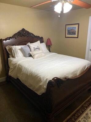 2 soverom, strykejern/-brett, wi-fi (inkludert) og sengetøy