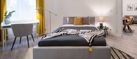 2 Schlafzimmer, Bügeleisen/Bügelbrett, WLAN, Bettwäsche