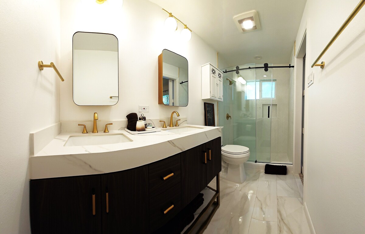 Photo 19 of Polished Home Near Central/Galleria/NRG/Med Ctr