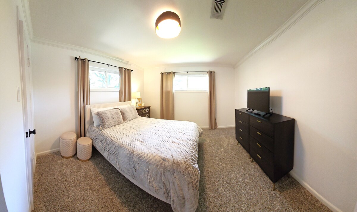 Photo 17 of Polished Home Near Central/Galleria/NRG/Med Ctr