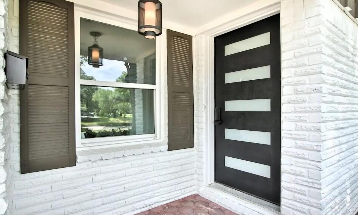 Photo 10 of Polished Home Near Central/Galleria/NRG/Med Ctr