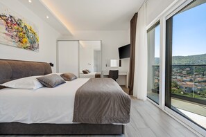 5 chambres, accès Internet