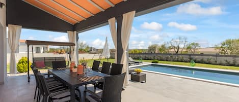 Servei de restauració a l'aire lliure