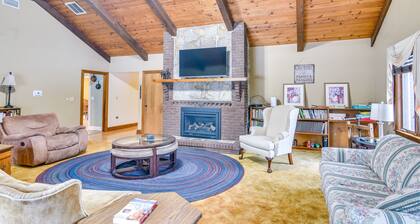 Bellingham Retreat w/ Fire Pit + Lake Access!