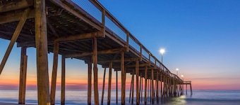 Ocean-view townhome with easy beach access & large deck