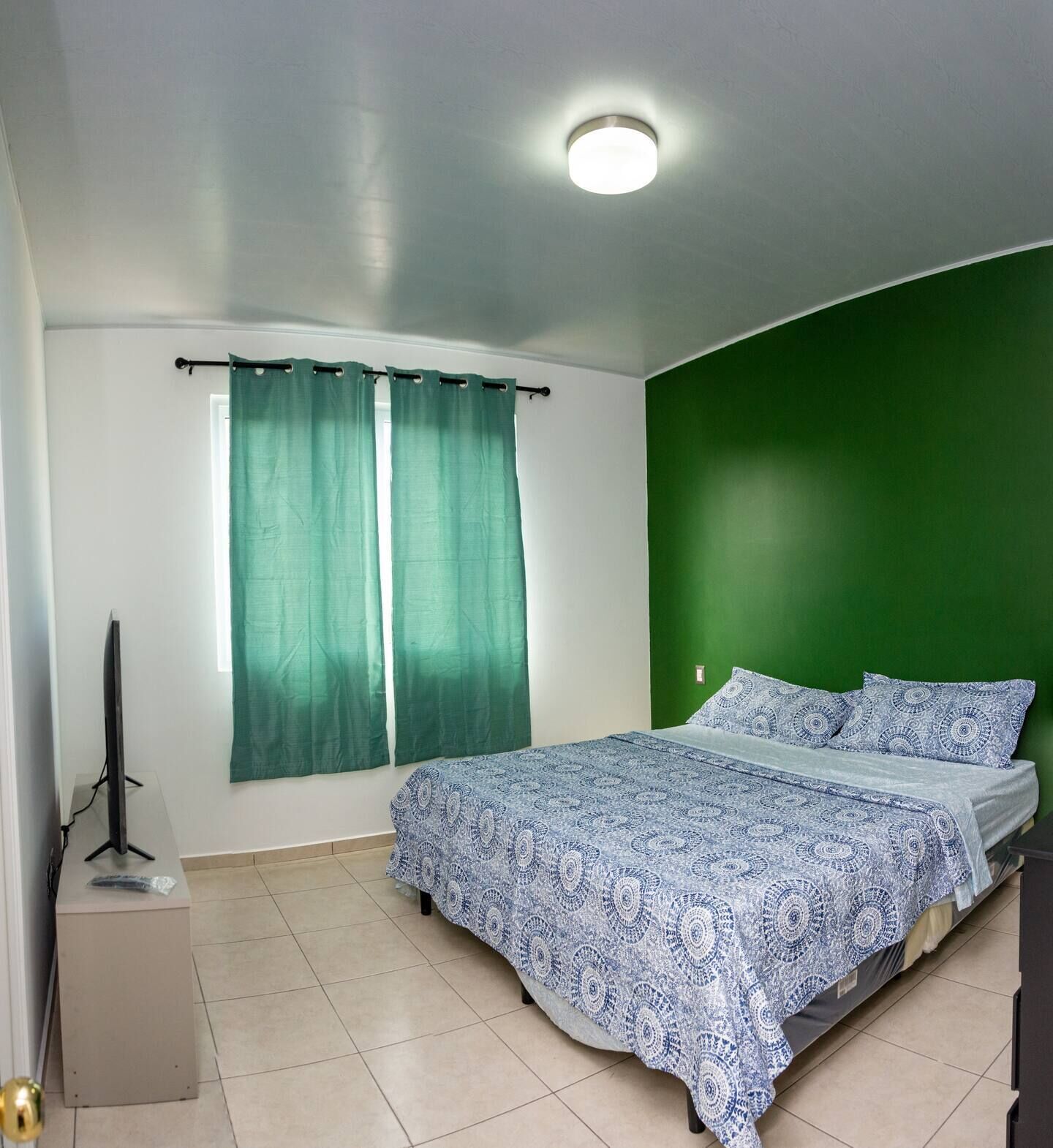 3 habitaciones, wifi y ropa de cama 