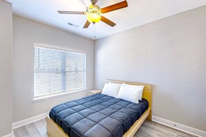 3 Schlafzimmer, Bügeleisen/Bügelbrett, Internetzugang, Bettwäsche