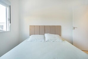 2 bedrooms, iron/ironing board, WiFi, bed sheets - Artistas Ingleses (Ingleses Norte Florianópolis)