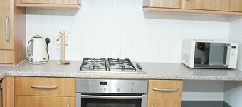 Stylish 2 Bed Derby Flat