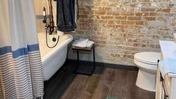 Towels, soap, toilet paper