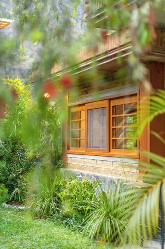 Casa Tropical Atitlán - 3 Bedroom House in garden oasis