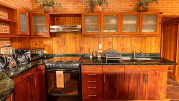 廚房用具/餐具/器皿