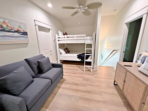 3 間睡房、免費 Wi-Fi、床單