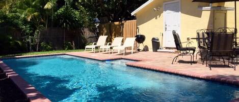 House, Multiple Beds (Casa del Sol 2bd 1ba Cottage Privat) | Pool | A heated pool