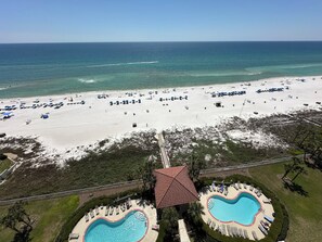 On the beach - 1303 is a beautiful 2br/2ba 13th floor unit with a magnificent view! (Panama City Beach)
