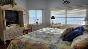 2 sovrum, strykjärn/strykbräda, gratis wi-fi och sängkläder