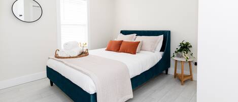 3 bedrooms, free WiFi, bed sheets