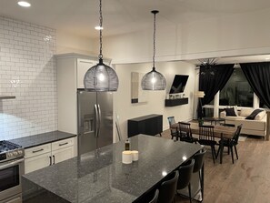 Interior - Luxe Nashville 3-bedroom Townhouse w/rooftop deck (Nashville)