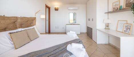 2 bedrooms, desk, iron/ironing board, travel cot