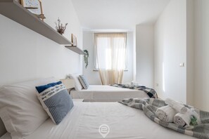 2 camere, una scrivania, ferro/asse da stiro, Wi-Fi
