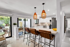 Fridge, microwave, oven, stovetop - Mtn-view home with private pool, large patio, streaming, fireplace, grill, & W/D (Palm Springs)