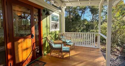 Quiet & Private Retreat w/Outdoor Soaking Tub