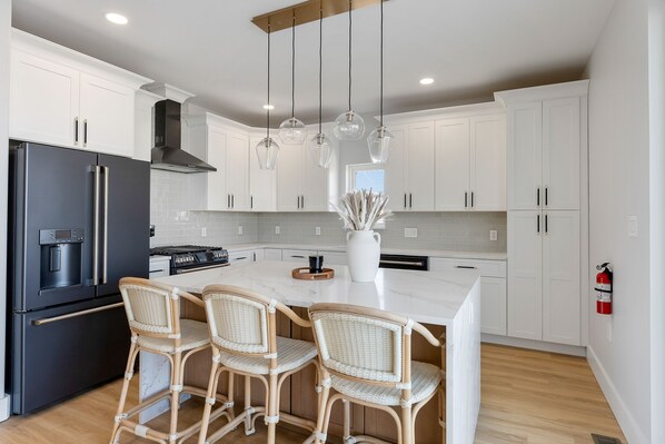 Fridge, microwave, oven, stovetop - Newly Built West Wildwood Home (West Wildwood)