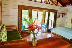 1 soverom, skrivebord, wi-fi og sengetøy