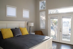 3 bedrooms, iron/ironing board, Internet, bed sheets