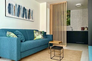 TV - Artist's house - Numana, wonderful detached house (Numana)