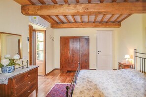 5 chambres, fer et planche Ă repasser, Wi-Fi, draps fournis