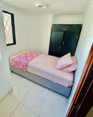 2 bedrooms, free WiFi, bed sheets