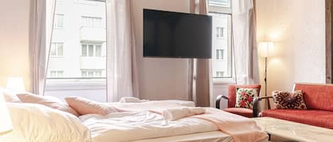 2 bedrooms, iron/ironing board, WiFi, bed sheets