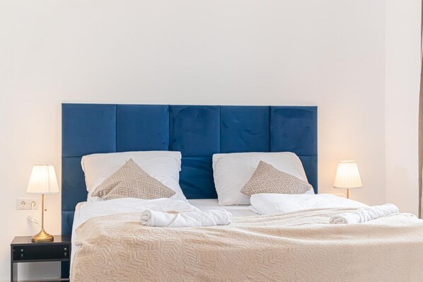 2 bedrooms, WiFi, bed sheets