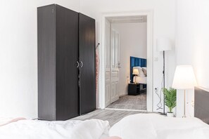 2 chambres, fer et planche Ă repasser, Wi-Fi, draps fournis