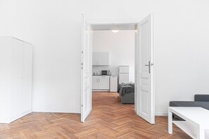 Interior - Joyful 4BR Apt @ Superb Location near AKH Hospital (Vienna)