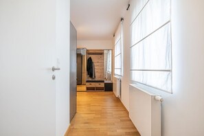 Interior - Luxury Penthouse Panorama: Your Vienna Retreat (Vienna)