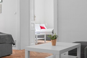 Living area - Classy 2BR Apt. w/ Exclusive Location near AKH (Vienna)