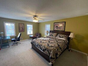 3 soverom, strykejern/-brett, wi-fi (inkludert) og sengetøy