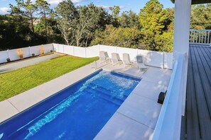 A heated pool - 4920- Stress Less ll, Enjoy Pool, Hot Tub, Sun Deck and Rec Room in Kitty Hawk (Kitty Hawk)