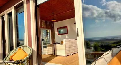 Karikari Entire Bach June Off Season Book 2nights get one free