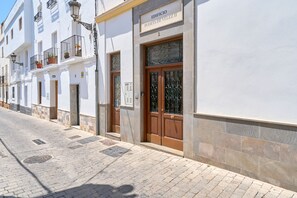 Exterior detail - Apartment in Almuñecar with Private Terrace, Wi-Fi and Air Conditioning (Almuñécar)