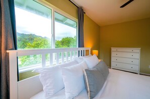 5 habitaciones, tabla de planchar con plancha, wifi y ropa de cama