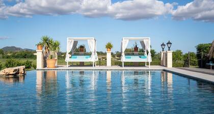 Villa 'Cas Metge Matas' con piscina privada, Wi-Fi y aire acondicionado