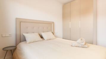 2 chambres, fer et planche Ă repasser, Wi-Fi gratuit, draps fournis