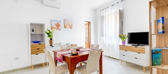 Apartment 'Casa Miriam' with Private Terrace and Air Conditioning